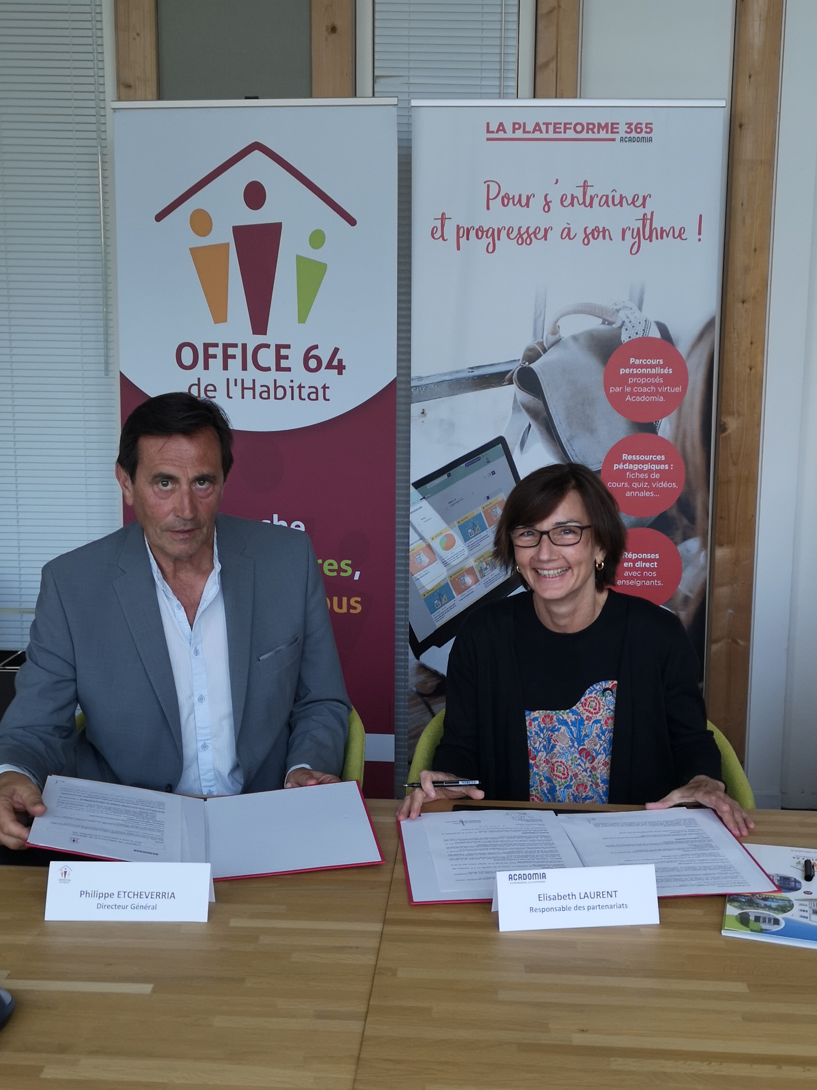 Signature de la Convention de partenariat OFFICE64 et ACADOMIA