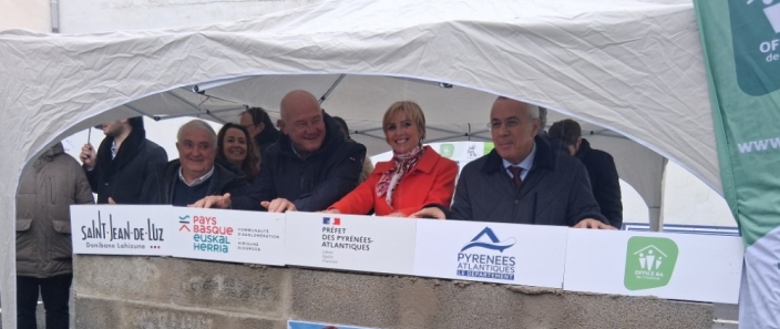 Pose de la 1ère pierre de la résidence intergénérationnelle BIHOTZEZ