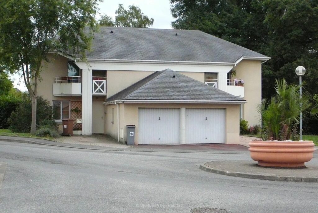 LA PLAISANCE