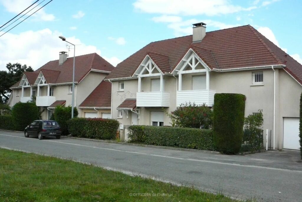 DU STADE