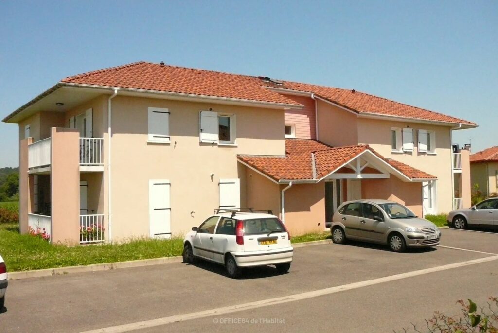 LA PEYRUDE