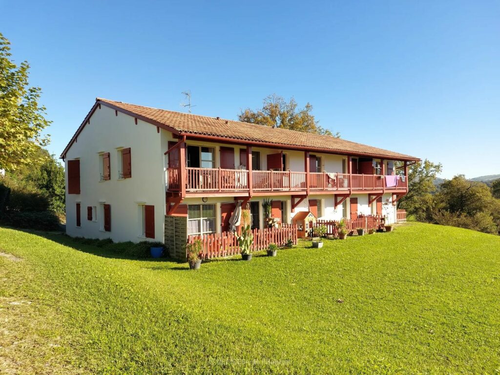 MAISON ERREBOT