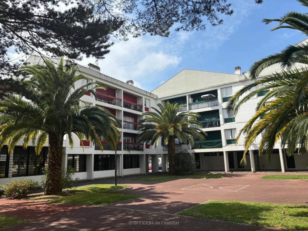 URDAZURI