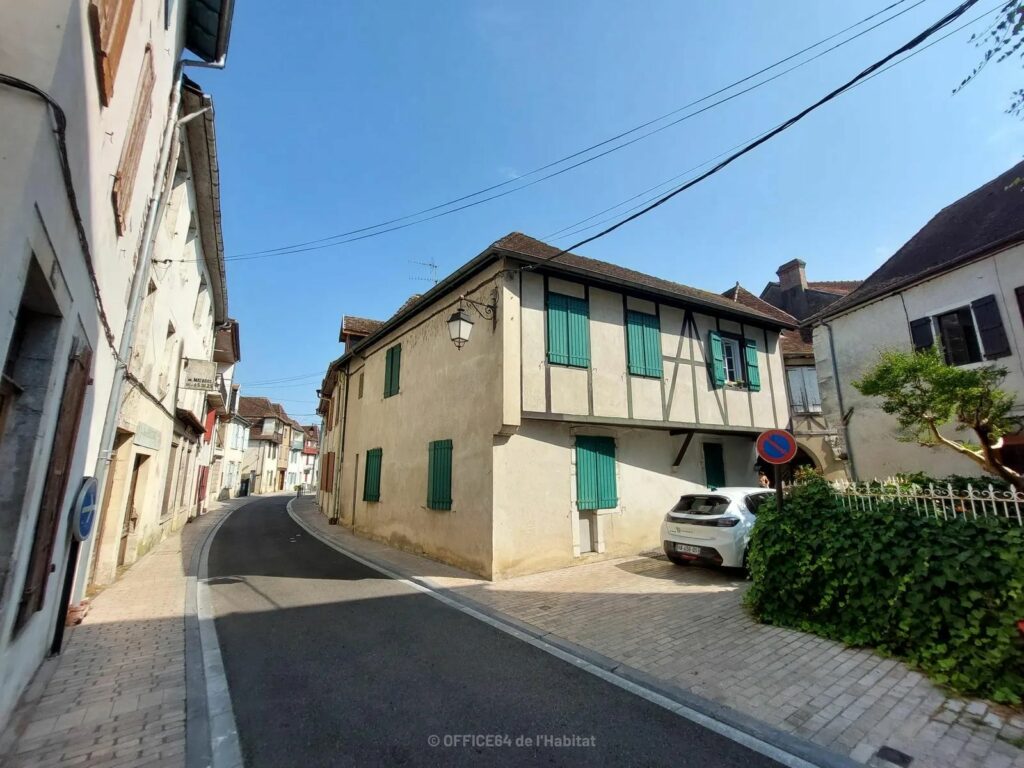 MAISON DU SOURD