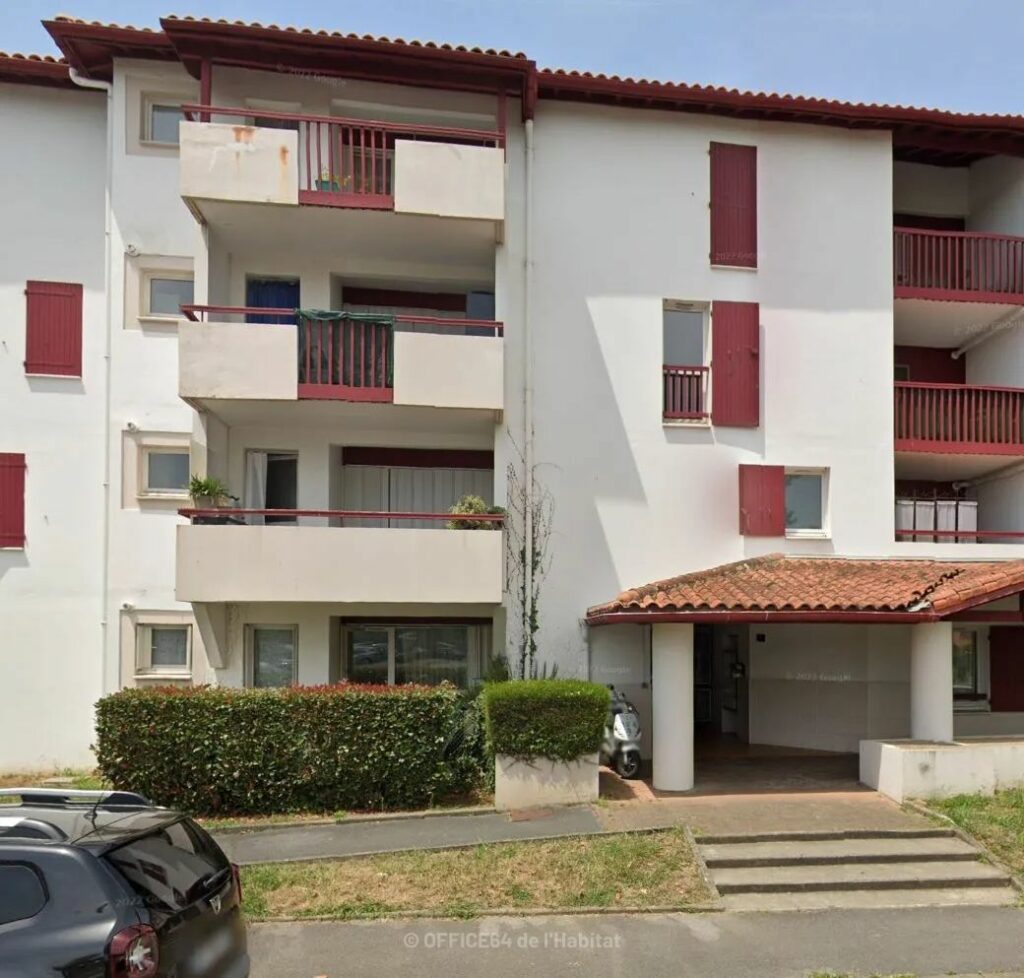 LA BUTTE AUX CAILLES
