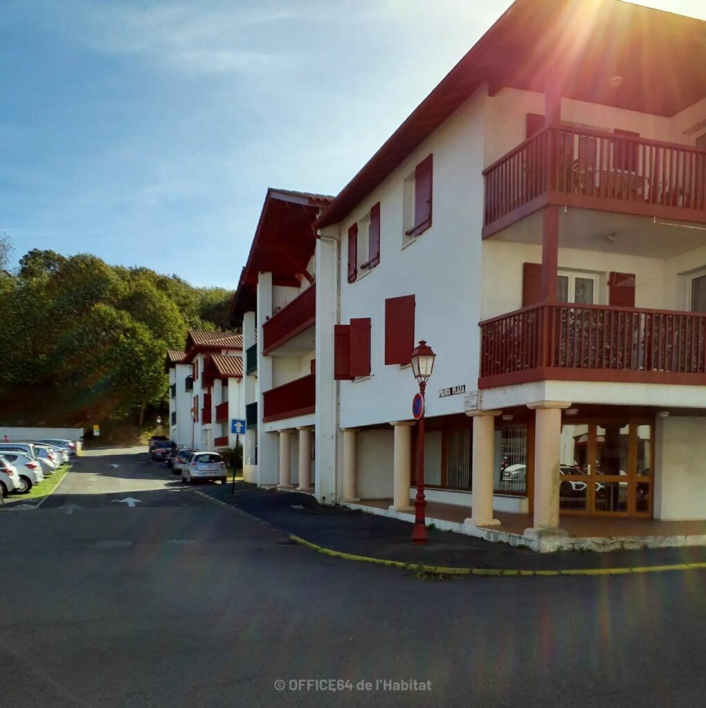 PILOTA PLAZA